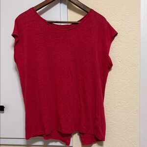 Tahari Vibrant Pink Short Sleeve Top